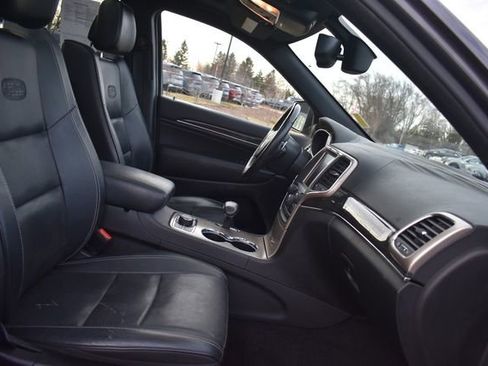 Used 2014 Jeep Grand Cherokee Overland image 16