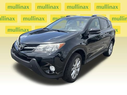 Used 2014 Toyota RAV4 Limited w/ Technology Package image 4