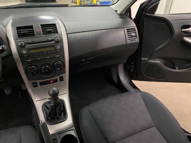 Used 2010 Toyota Corolla S FWD image 19