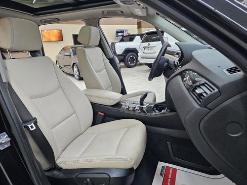 Used 2016 BMW X3 xDrive28i image 19