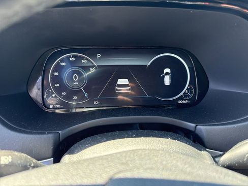 Used 2022 Hyundai Palisade Calligraphy image 3