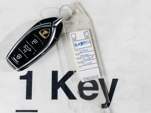 Used 2024 Lamborghini Urus Performante image 22