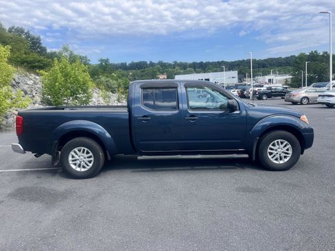 Used 2019 Nissan Frontier SV w/ Value Truck Package AWD/4WD image 9