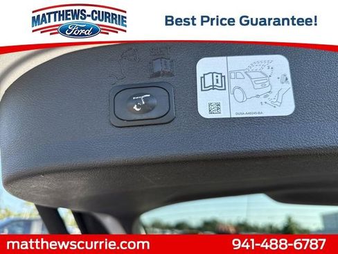 Certified 2017 Ford Escape Titanium AWD/4WD image 7