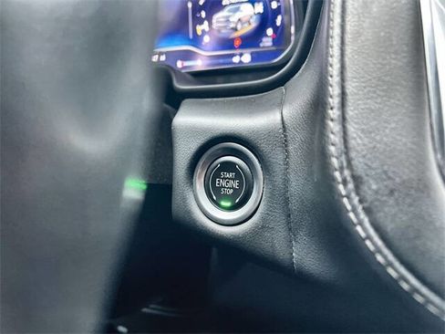 Used 2022 Chevrolet Tahoe Z71 w/ Z71 Off-Road Package image 16