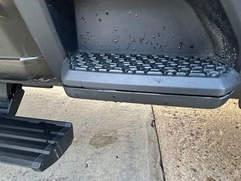 Used 2022 GMC Sierra 3500 Denali image 24