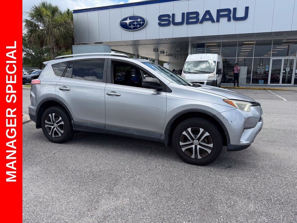 Used 2016 Toyota RAV4 LE FWD image 1