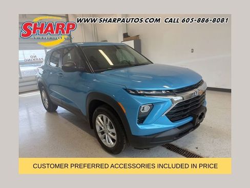 New 2026 Chevrolet TrailBlazer LS w/ LS Convenience Package AWD/4WD image 1
