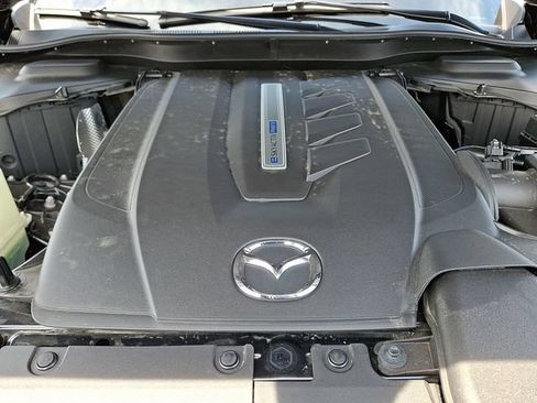 Certified 2025 MAZDA CX-70 Plug-In Hybrid w/ Premium Plus AWD/4WD image 29