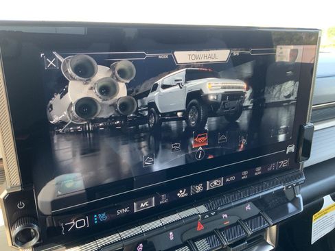 New 2025 GMC Hummer EV 3X AWD/4WD image 59