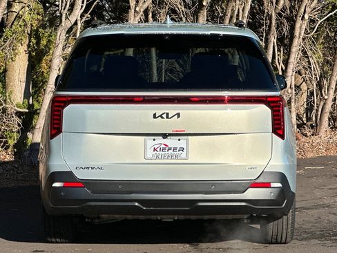 New 2026 Kia Carnival SX Prestige image 4