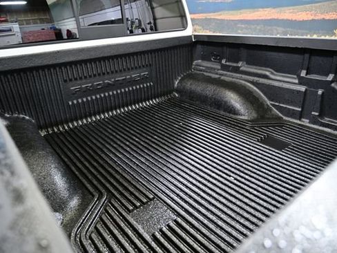 Used 2022 Nissan Frontier SV w/ Technology Package image 19