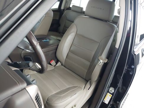 Used 2016 GMC Sierra 2500 Denali w/ Duramax Plus Package image 23