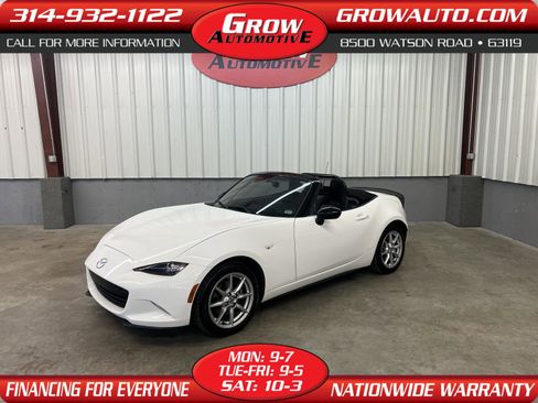 Used 2016 MAZDA MX-5 Miata Sport image 1