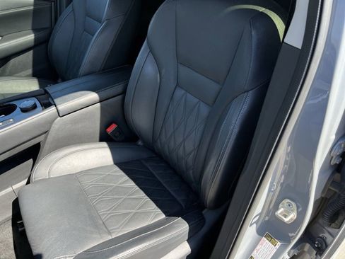 Used 2023 Nissan Rogue Platinum w/ Platinum Premium Package image 20