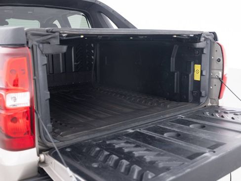 Used 2007 Chevrolet Avalanche LT w/ LT Preferred Equipment Group AWD/4WD image 46