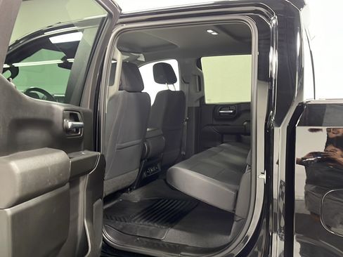 Used 2021 Chevrolet Silverado 1500 LT w/ Z71 Off-Road Package AWD/4WD image 14