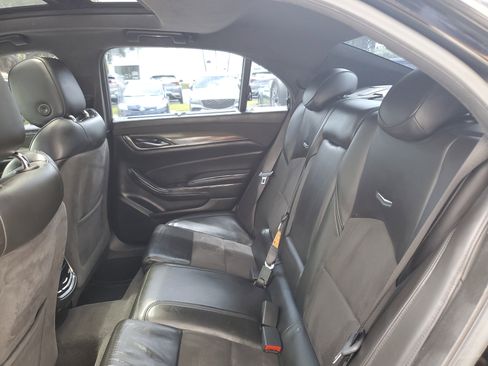 Used 2017 Cadillac CTS V w/ Luxury Package RWD image 12