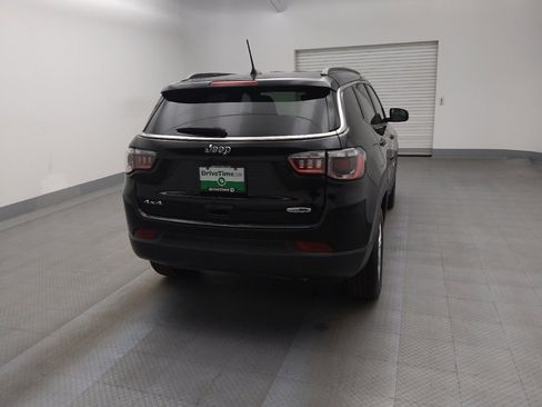 Used 2024 Jeep Compass Latitude image 7