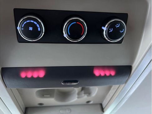 Used 2017 Dodge Grand Caravan SE w/ Power Window Group image 11