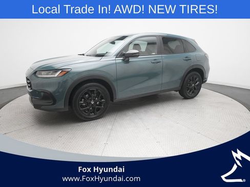 Used 2024 Honda HR-V Sport image 1