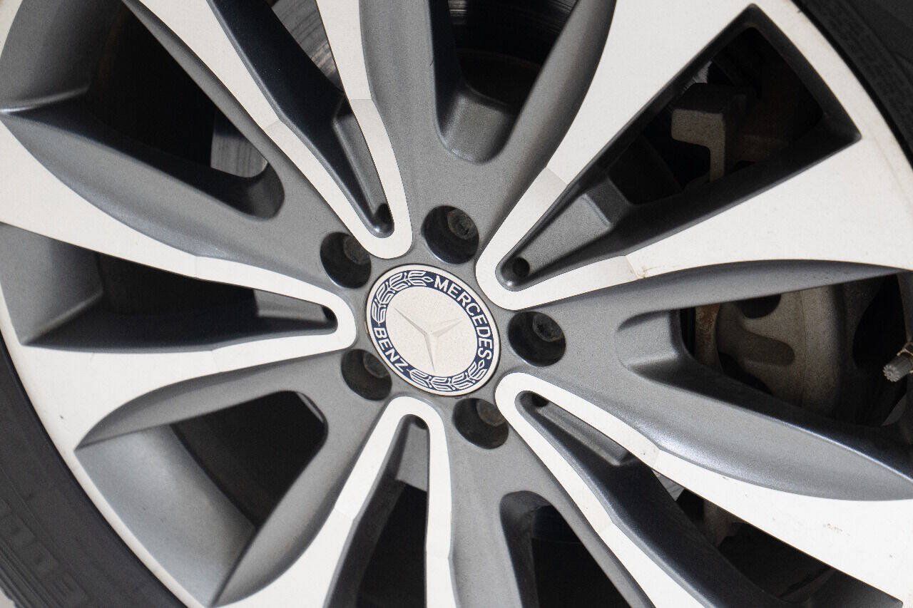 Used 2015 Mercedes-Benz GL 320 BlueTEC 4MATIC image 16