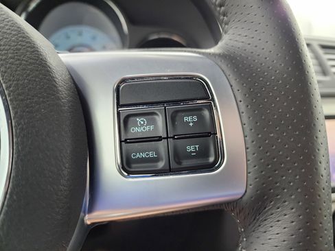 Used 2014 Dodge Challenger SRT8 image 14