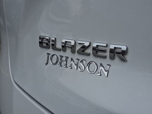 Used 2020 Chevrolet Blazer LT FWD image 24