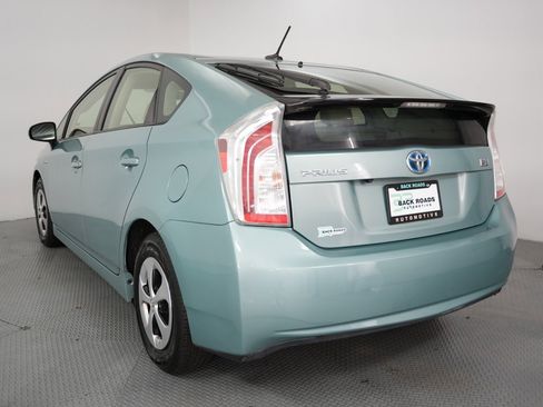 Used 2012 Toyota Prius Three image 9
