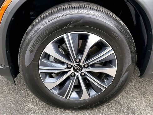 Certified 2026 INFINITI QX60 Pure FWD image 13