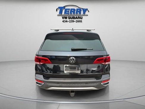 Certified 2024 Volkswagen Taos SEL AWD/4WD image 3