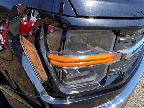 Certified 2025 Ford F150 XLT w/ Equipment Group 301A Standard image 26