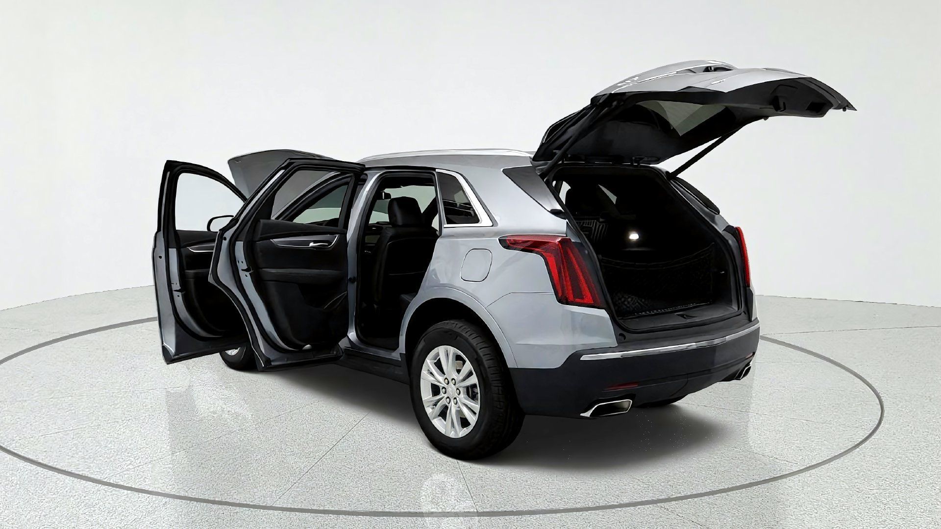 Certified 2024 Cadillac XT5 Luxury w/ LPO, Floor Liner Package AWD/4WD image 11