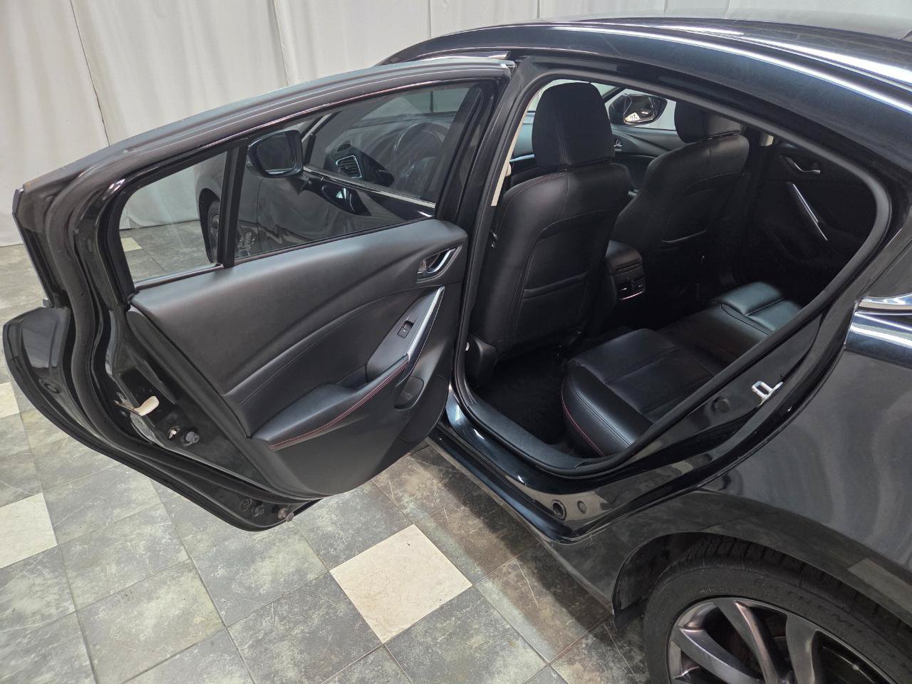 Used 2015 MAZDA MAZDA6 Grand Touring w/ GT Technology Package FWD image 11