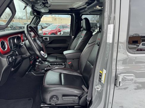 Used 2023 Jeep Wrangler Unlimited Rubicon w/ LED Lighting Group image 7