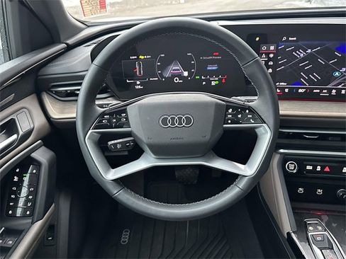 Certified 2025 Audi Q5 Premium Plus w/ Premium Plus image 17