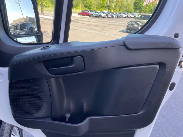 Used 2025 RAM ProMaster 2500 w/ Convenience Group FWD image 23