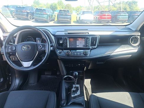 Used 2018 Toyota RAV4 Adventure AWD/4WD image 19