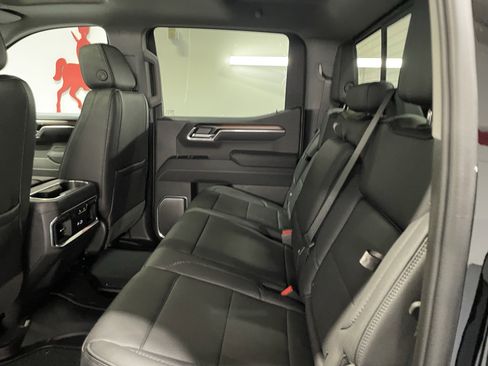 New 2026 GMC Sierra 1500 Denali w/ Denali Reserve Package image 9