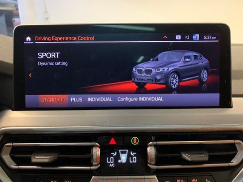 Used 2023 BMW X4 xDrive30i w/ M Sport Package AWD/4WD image 32