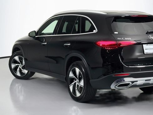 Used 2024 Mercedes-Benz GLC 300 4MATIC image 15