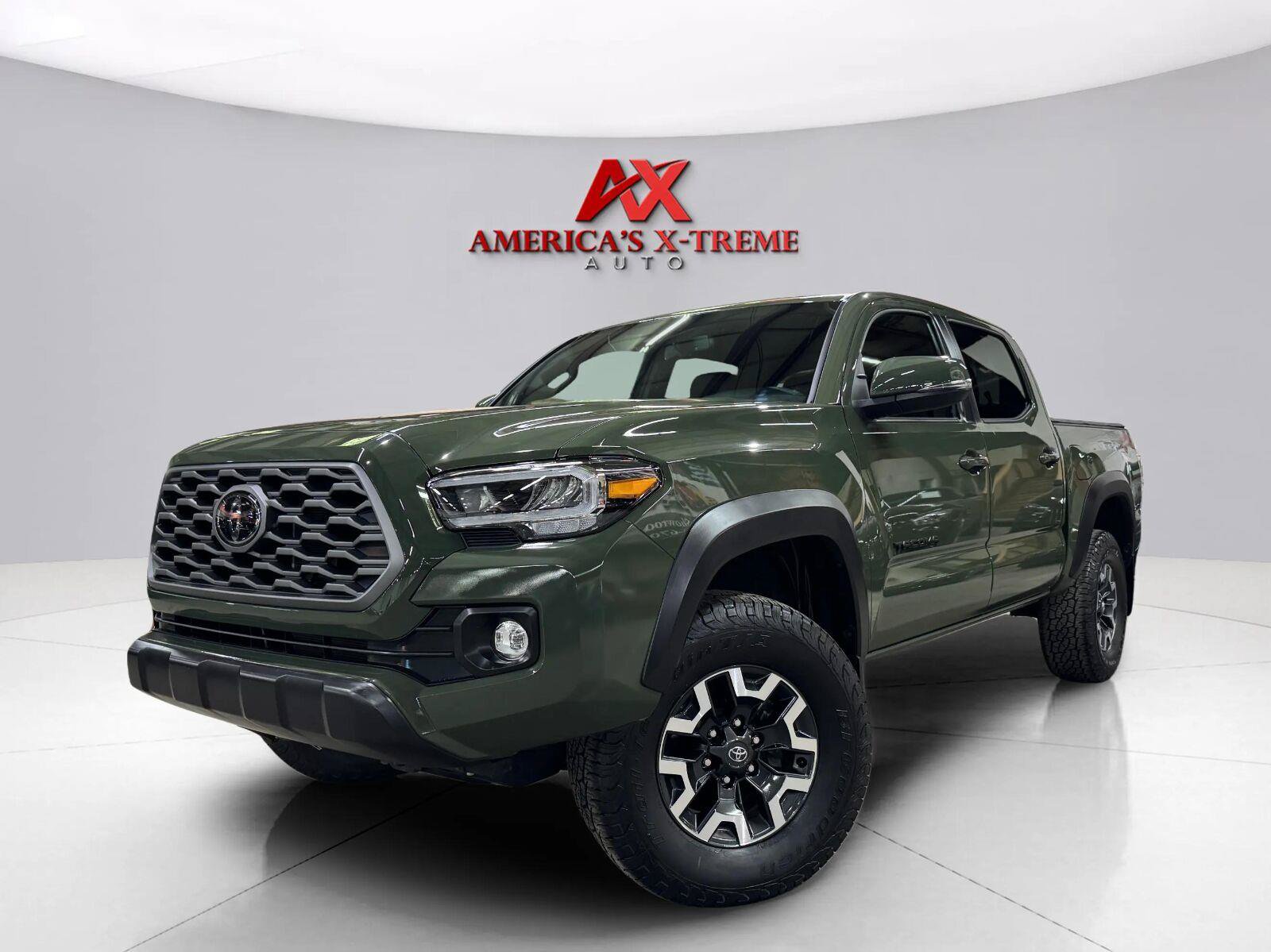 Used 2022 Toyota Tacoma TRD Off-Road AWD/4WD image 1