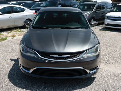 Used 2015 Chrysler 200 Limited w/ Convenience Group FWD image 9