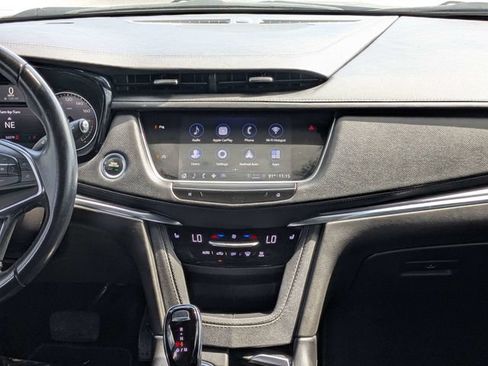Used 2023 Cadillac XT5 Luxury FWD image 18
