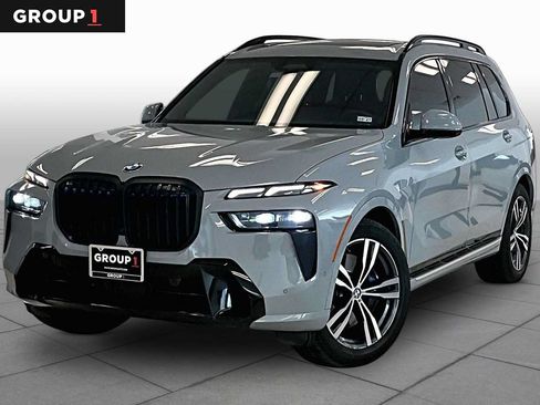 Used 2023 BMW X7 xDrive40i w/ M Sport Package AWD/4WD image 1