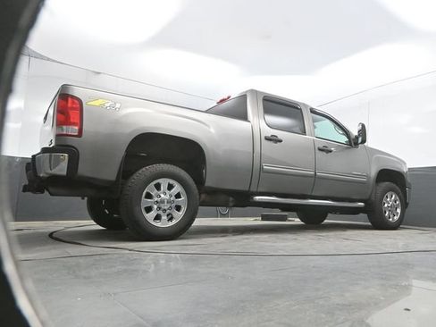 Used 2014 GMC Sierra 2500 SLE w/ SLE Preferred Package AWD/4WD image 36