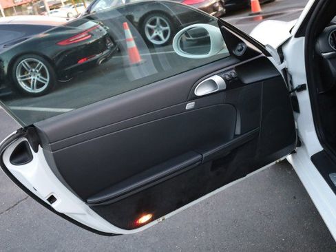 Used 2009 Porsche Cayman S image 21