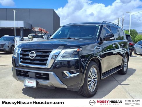 Used 2021 Nissan Armada SL w/ Captain's Chairs Package RWD image 4