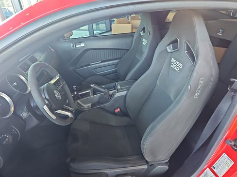Used 2013 Ford Mustang Boss 302 w/ Boss 302 Accessory Pkg image 15