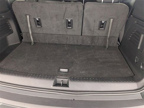 Used 2025 GMC Acadia Elevation image 28